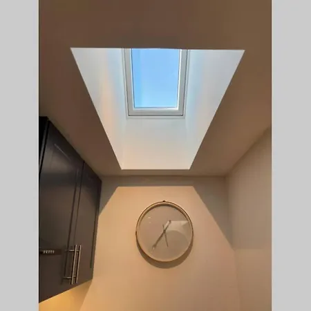 Apartment Beautiful Tiny House: Whitsun