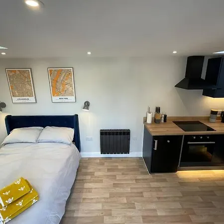 Beautiful Tiny House: Whitsun Apartment