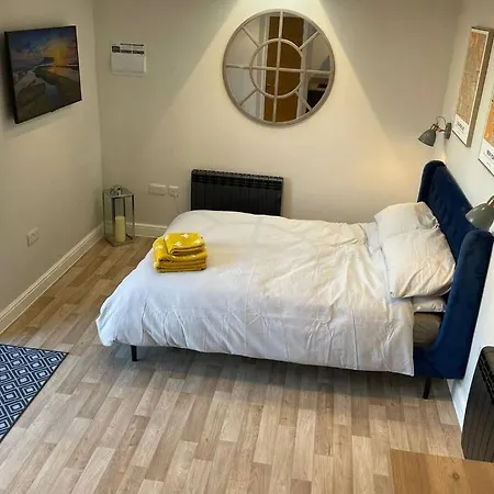 Beautiful Tiny House: Whitsun شقة